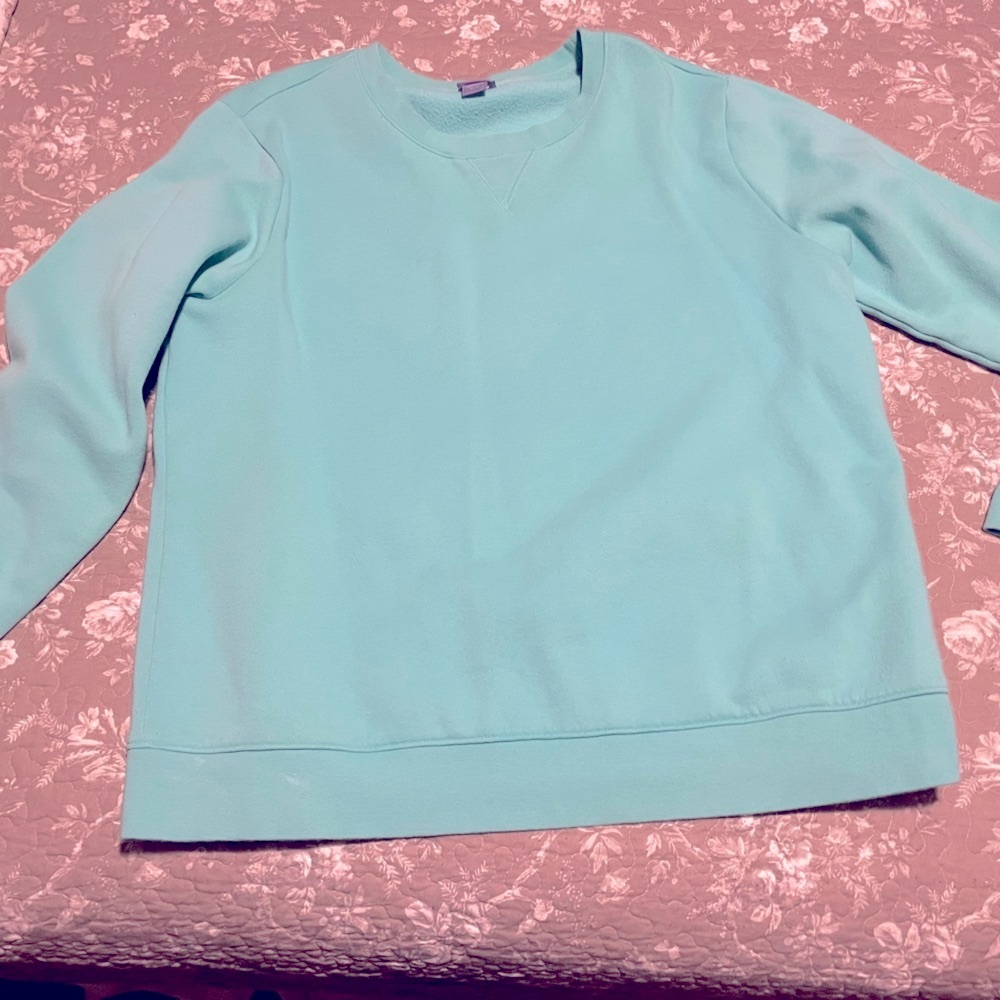 Laura Scott sweatshirt